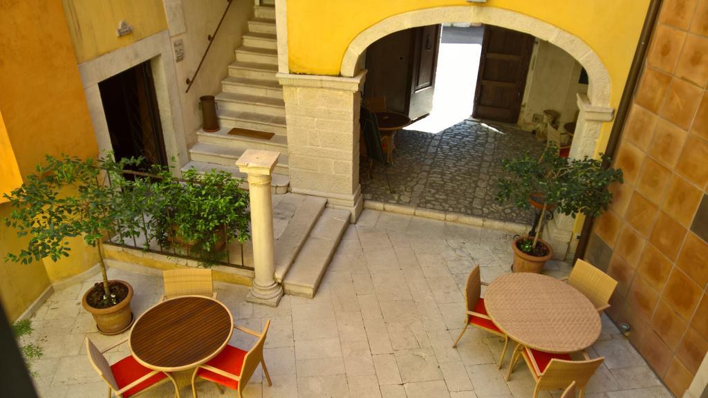 Hotel Antichi Feudi Dimora D'Epoca Teggiano Exteriér fotografie